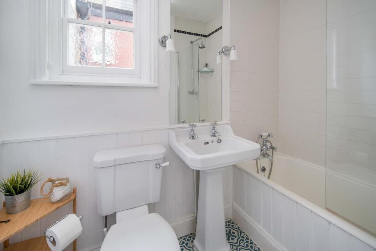 Vila Firefly House Cowes  Exteriér fotografie