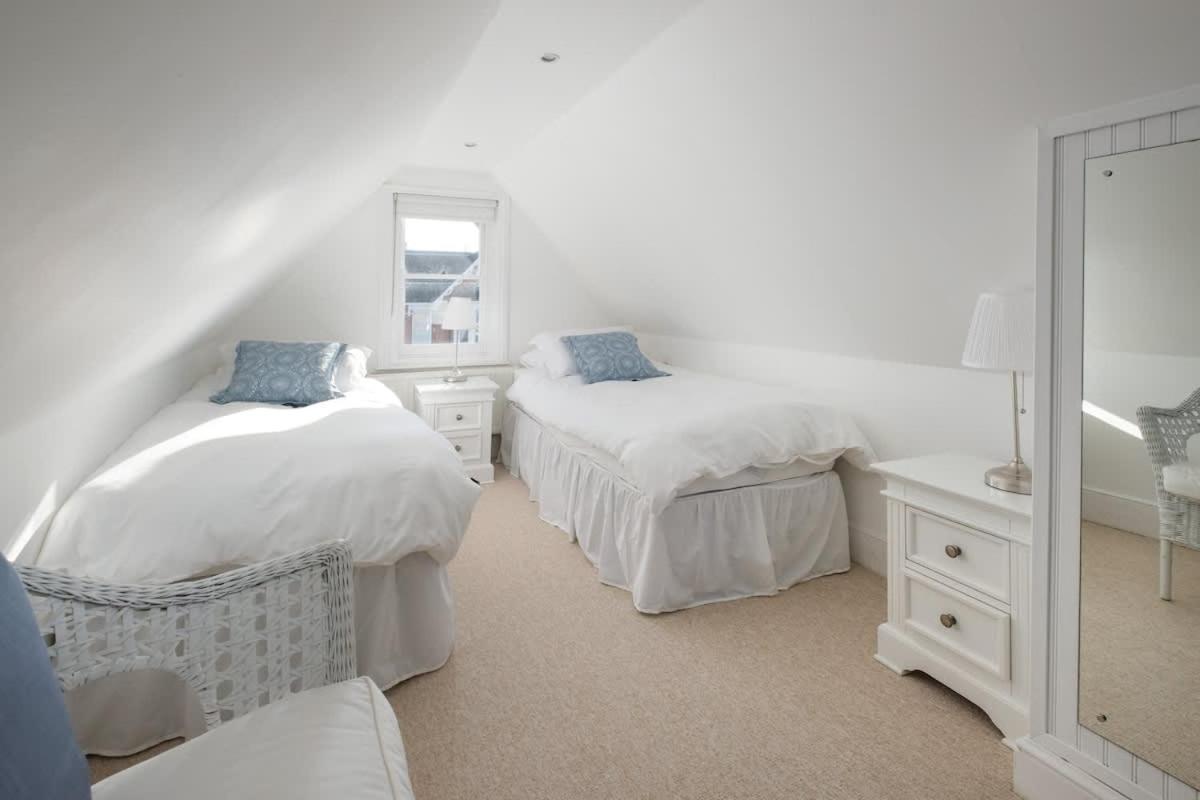 Vila Firefly House Cowes  Exteriér fotografie
